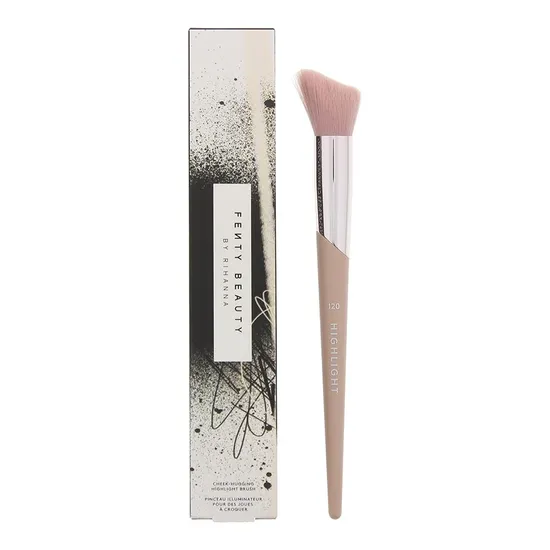 Fenty Beauty Cheek-Hugging Highlight Brush