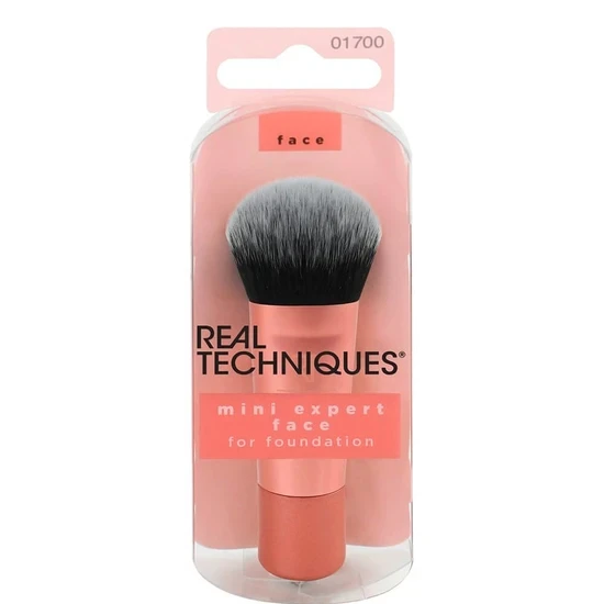 Real Techniques Mini Expert Face Brush