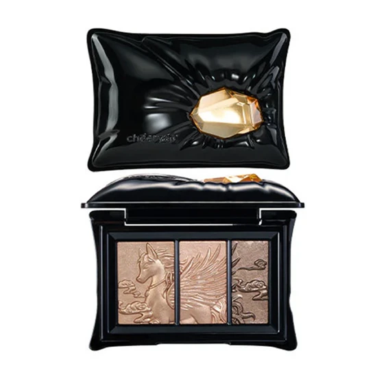 Glisten Cosmetics Gilded Illusion Pillow Gem Eyeshadow