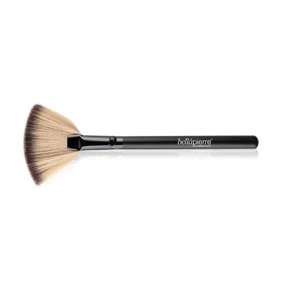 Bellápierre Cosmetics Fan Brush