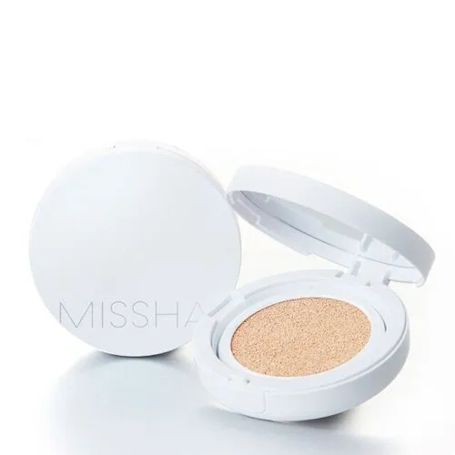 MISSHA Magic Cushion Moist Up Foundation SPF 50