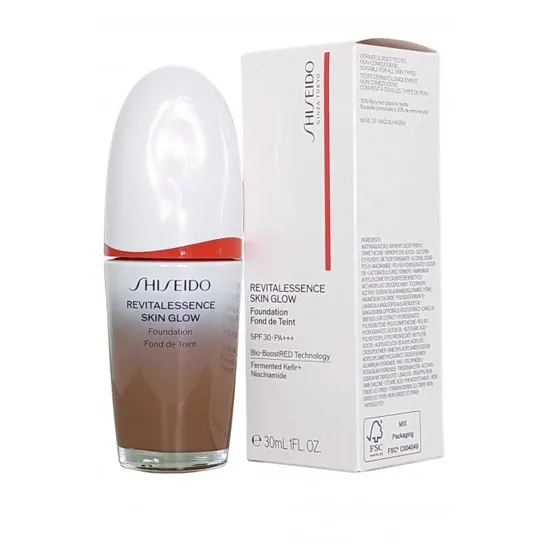Shiseido Revitalessence Glow Foundation 520 Rosewood
