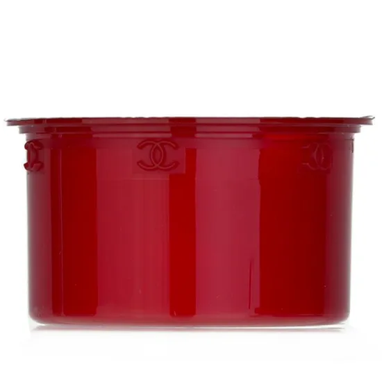 CHANEL No. 1 De Chanel Red Camellia Rich Revitalising Cream