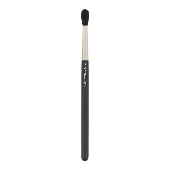 MAC 224s Tapered Blending Brush