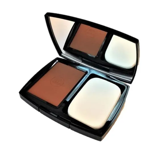 CHANEL Ultrawear Flawless Compact Powder Foundation