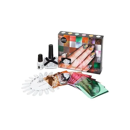 Ciaté London Very Colourfoil Manicure Wonderland Gift Set 13.5ml Cream Soda Nail Polish 30x Metallic Foil Sheets In 6 Shades + 5ml Foil Fix Glue + Nail Wheel