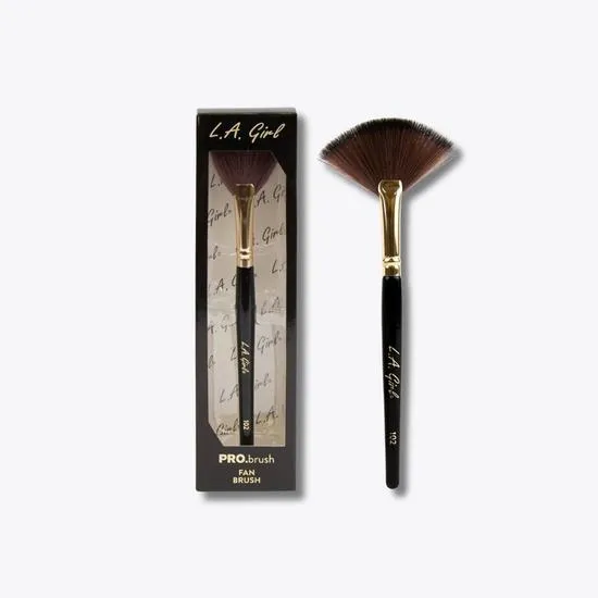 L.A. Girl PRO.Brushes 102 Fan Brush