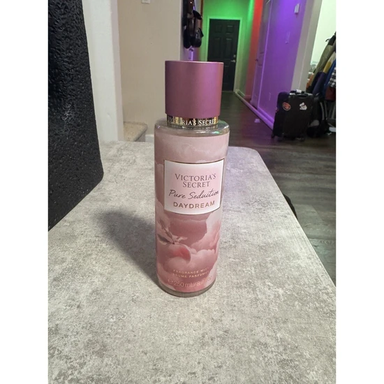 Victoria's Secret Pure Seduction Daydream Body Mist