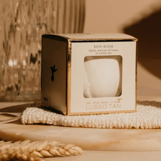 Lusso Tan Eraser Bath Bomb