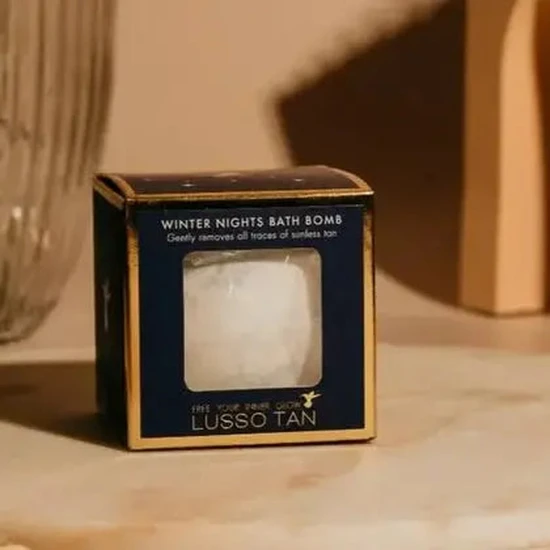 Lusso Tan Eraser Bath Bomb Winter Nights