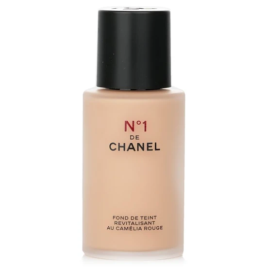 CHANEL No. 1 De Chanel Red Camellia Revitalising Foundation