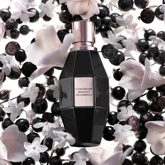 VIKTOR&ROLF Flowerbomb Midnight Eau De Parfum 30ml