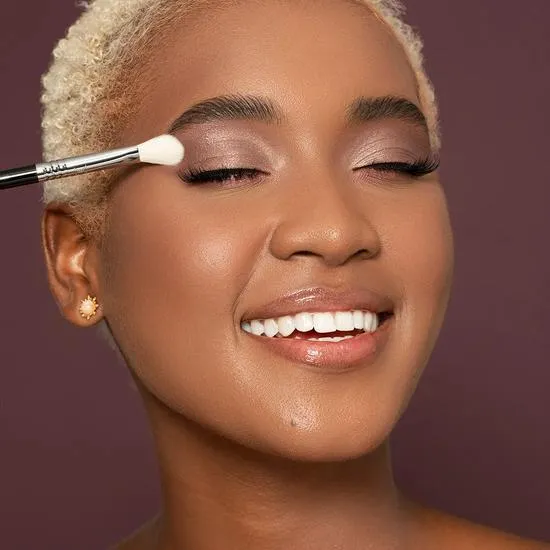 Sigma Beauty E25 Max Blending Brush