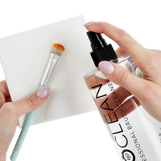 ISOCLEAN Makeup Brush Cleaner With Spray Top 110ml