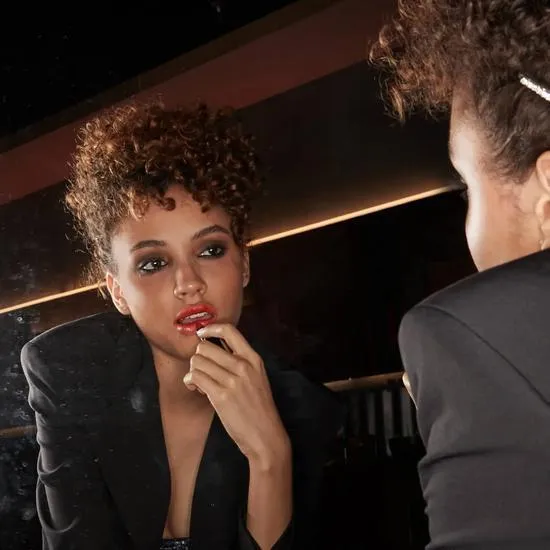 Illamasqua Bathroom Touch-Up Eye, Lip & Cheek Set Mini mascara + highlighter + lipstick