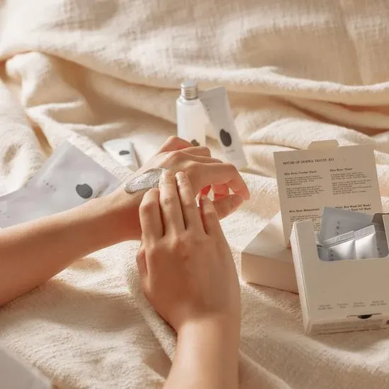 House of Dohwa Travel Kit