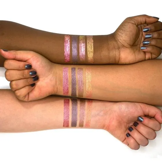 Stila Glitter & Glow Liquid Eyeshadow Next To Notte