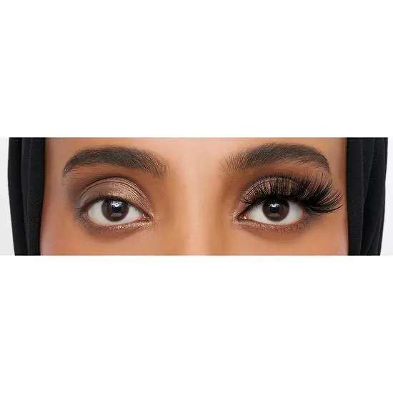 Eylure Luxe Velvet Noir Lashes After Dark