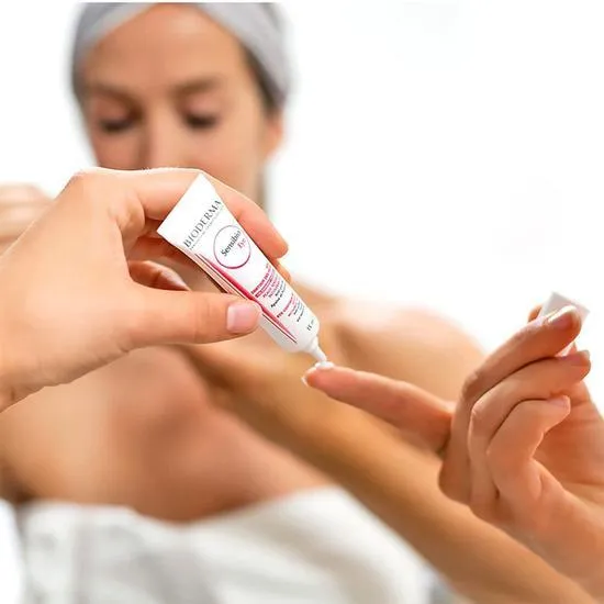 Bioderma Sensibio Smoothing Moisturising Eye Contour Gel 15ml