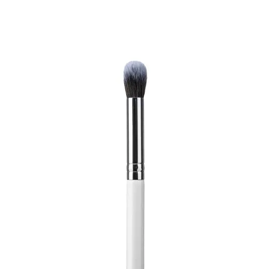 Glisten Cosmetics EB6 Blending Brush