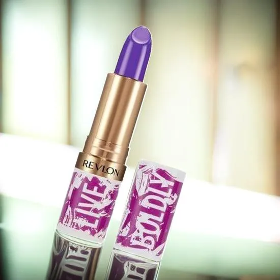 Revlon Live Boldly Super Lustrous Lipstick 060 Boss Lady