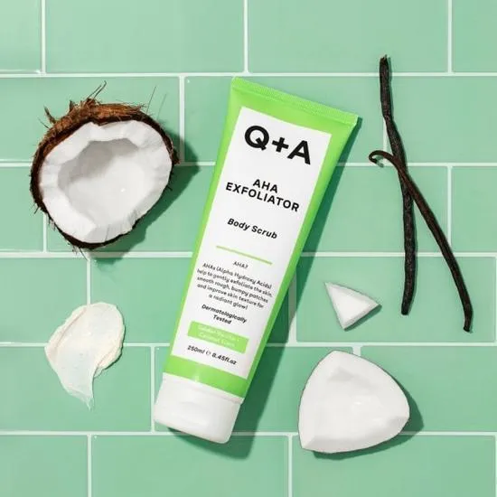 Q+A AHA Exfoliator Body Scrub 250ml