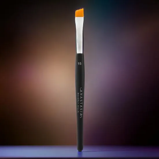 Anastasia Beverly Hills Brush #15