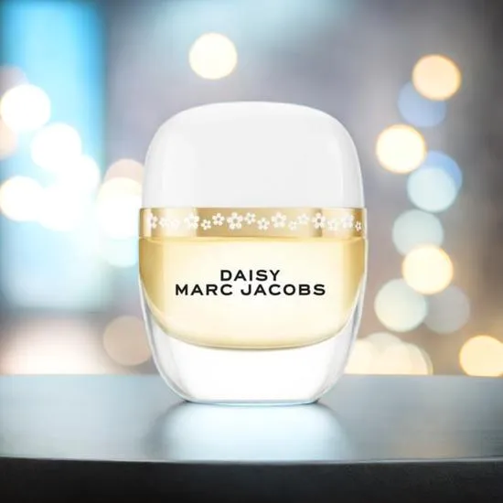 Marc Jacobs Daisy Petals Eau De Toilette 20ml