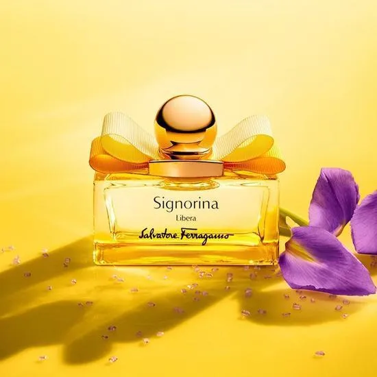 Salvatore Ferragamo Signorina Libera Eau De Parfum 50ml