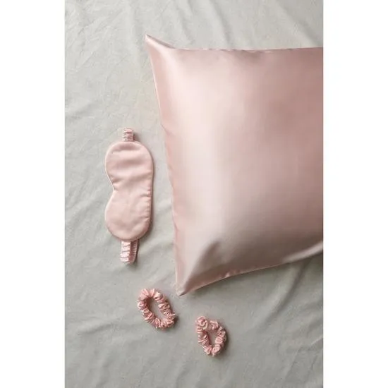 Ness & Me 100% Mulberry Silk Pillowcase & Eye Mask Set Black