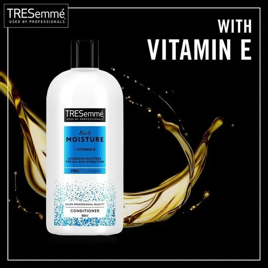 TRESemmé Moisture Rich Conditioner With Vitamin E For Dry Damaged Hair 300ml