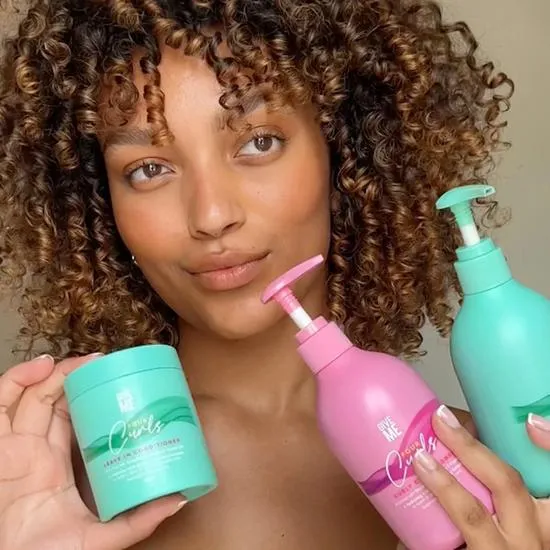 Give Me Four Curls Intense Hydration Bundle 280ml Shampoo, 280ml Conditioner + 250ml Leave-In Conditioner