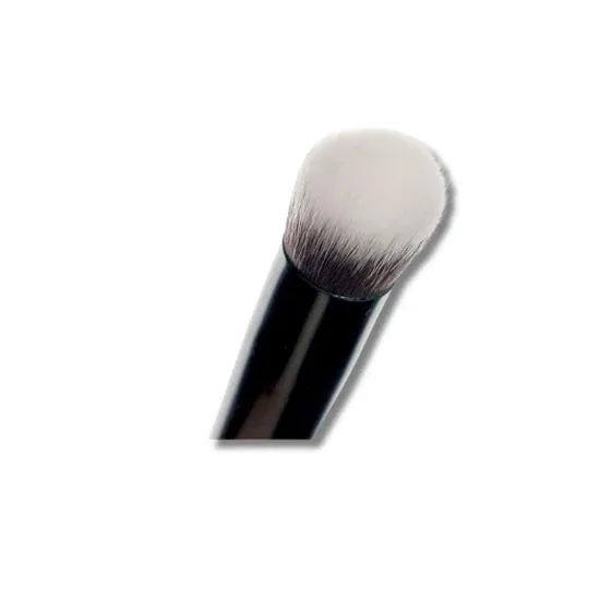 Brushworks No. 8 Precise Angled Concealer Buffing Brush