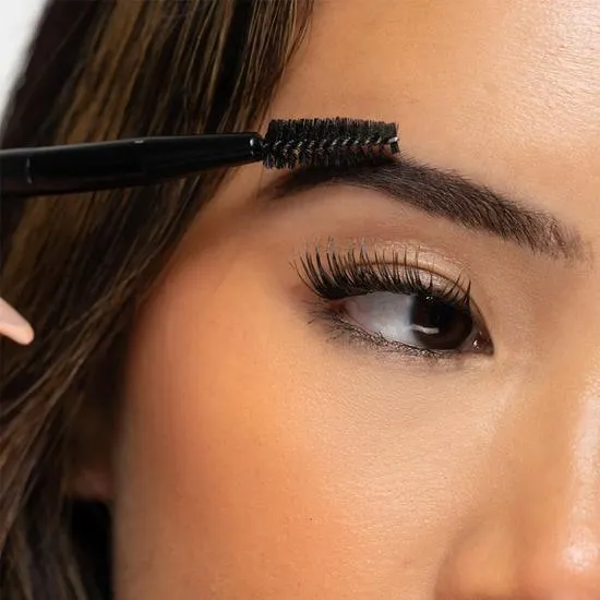 Brushworks No. 22 Double Ended Brow Brush & Spoolie