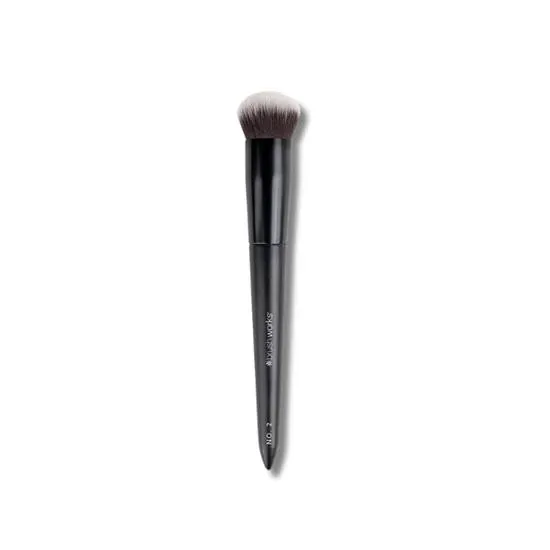 Brushworks No. 2 Buffing Foundation Brush