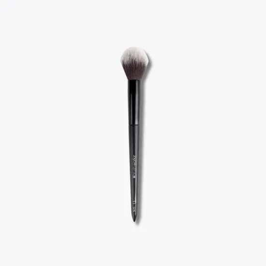 Brushworks No. 13 Highlight Brush