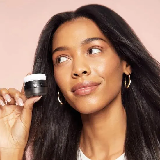 Kitsch Dark Volumising Rice Protein Dry Shampoo With Puff