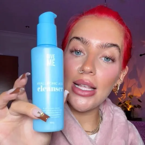 Give Me Hyaluronic Acid Deep Hydration Cleanser