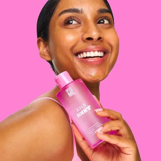 Give Me AHA Glycolic Glow & Hydrate Skin Tonic