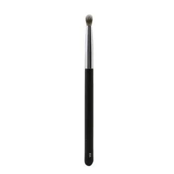 KAIBEAUTY Studio Contour Eye Brush -