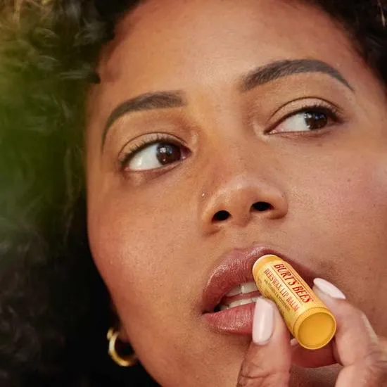 Burt's Bees Lip Balm & Hibiscus Tinted Duo Gift Set