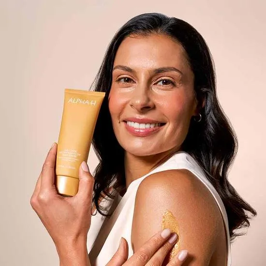 Alpha-H Daily Dose Multivitamin Glow Body Serum Gift