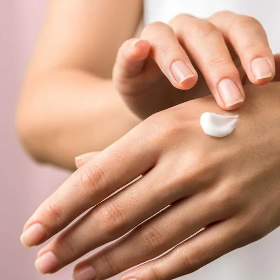 SVR TOPIALYSE Nourishing Cream For Very Dry Hands 50ml