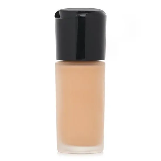 MAC Studio Radiance Serum Powered Foundation NC30