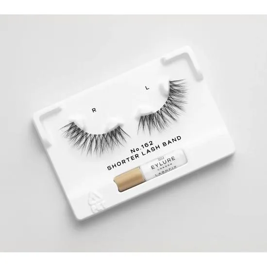 Eylure Light & Wispy Shorter Band Lashes 162