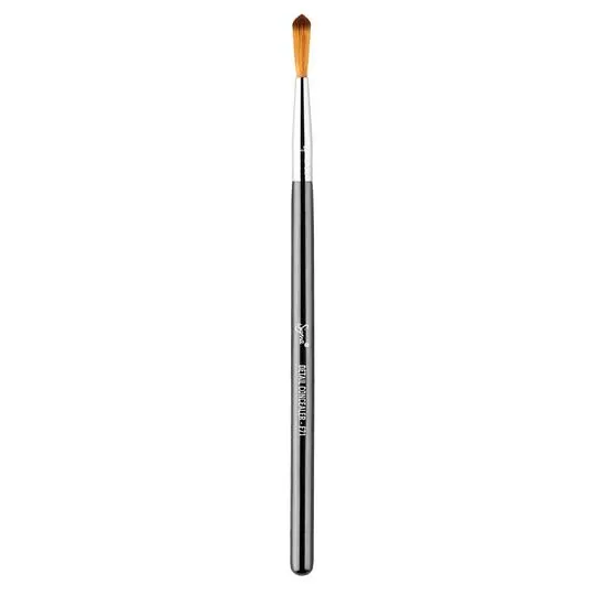Sigma Beauty F71 Detail Concealer Brush Black and Chrome