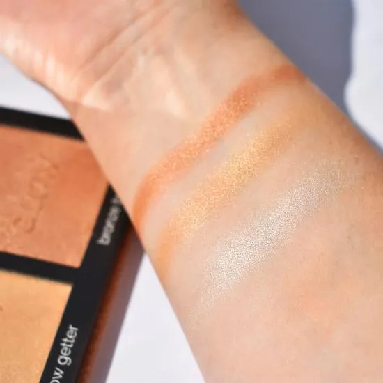 SO...? Glow By So...? Illuminating Highlighting Palette