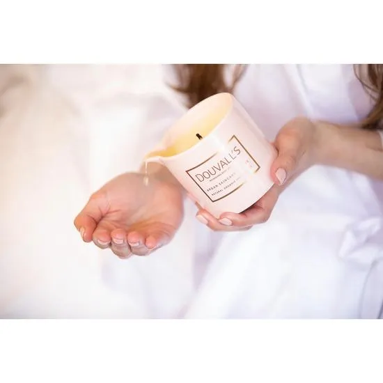 Douvall's Argan Massage Candle Orangery Orchard 180g