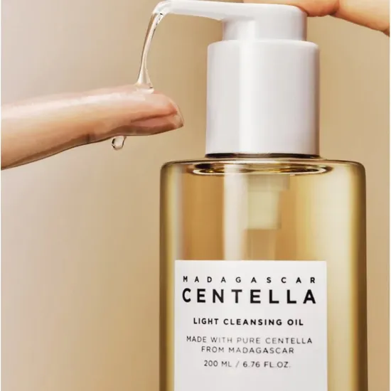 Skin1004 Madagascar Centella Light Cleansing Oil 200ml