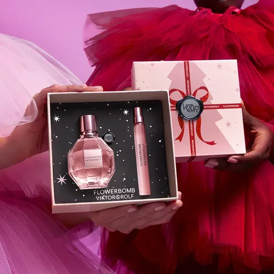 VIKTOR&ROLF Flowerbomb Christmas Edition Gift Set 50ml Eau de Parfum + 10ml Eau de Parfum Spray